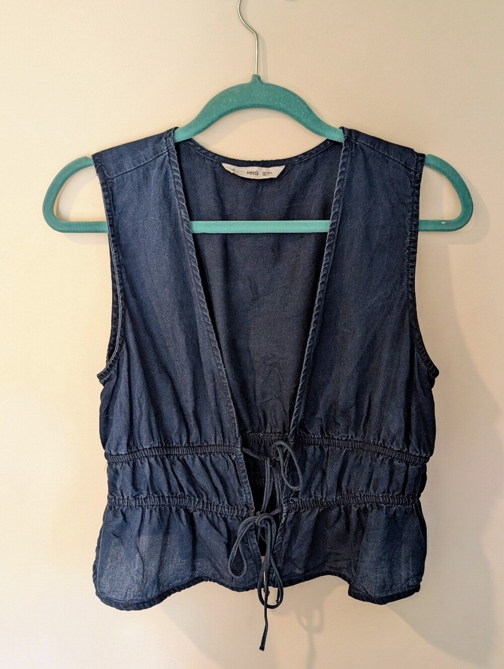 MANGO Sleeveles Tie Front Peplum Top